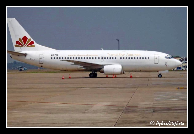 Boeing B 737 382